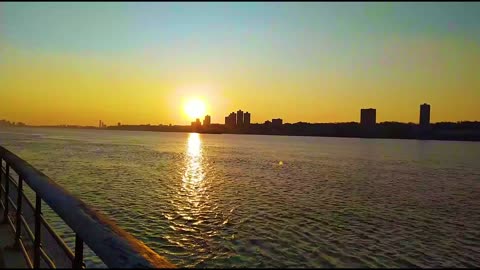 Winter Walk: Sunset Over Hudson (time-lapse)