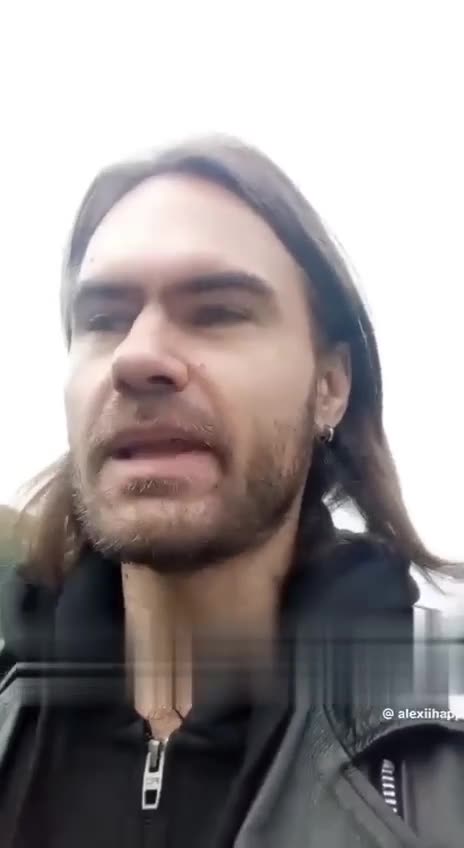 un ucraino con cittadinanza canadese è bloccato nella sua terra natale