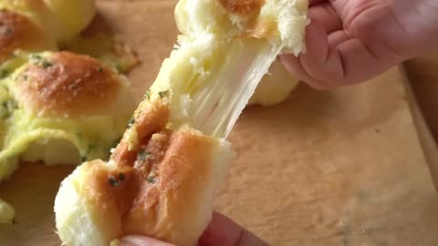 Cheese Garlic Bread Recipe