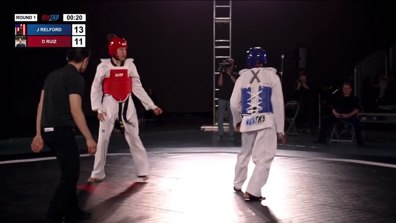 NEXTKD 2: 01-26-24, MATCH #5 JORDAN RELFORD (BLUE 5’11” 165lbs) VS DIEGO RUIZ (RED 6’1” 165lbs)