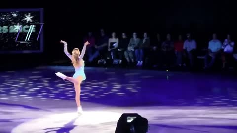 Gracie Gold - Ice Skating