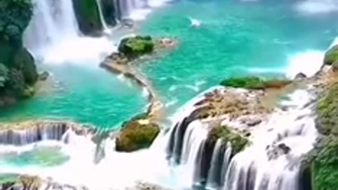 Amazing water flow in United States