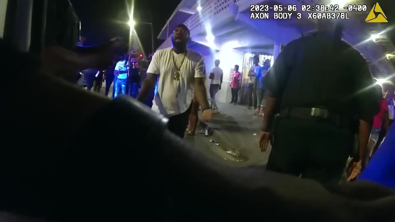 Angry Guys Try Taking On 12 Officers, Fail Miserably
