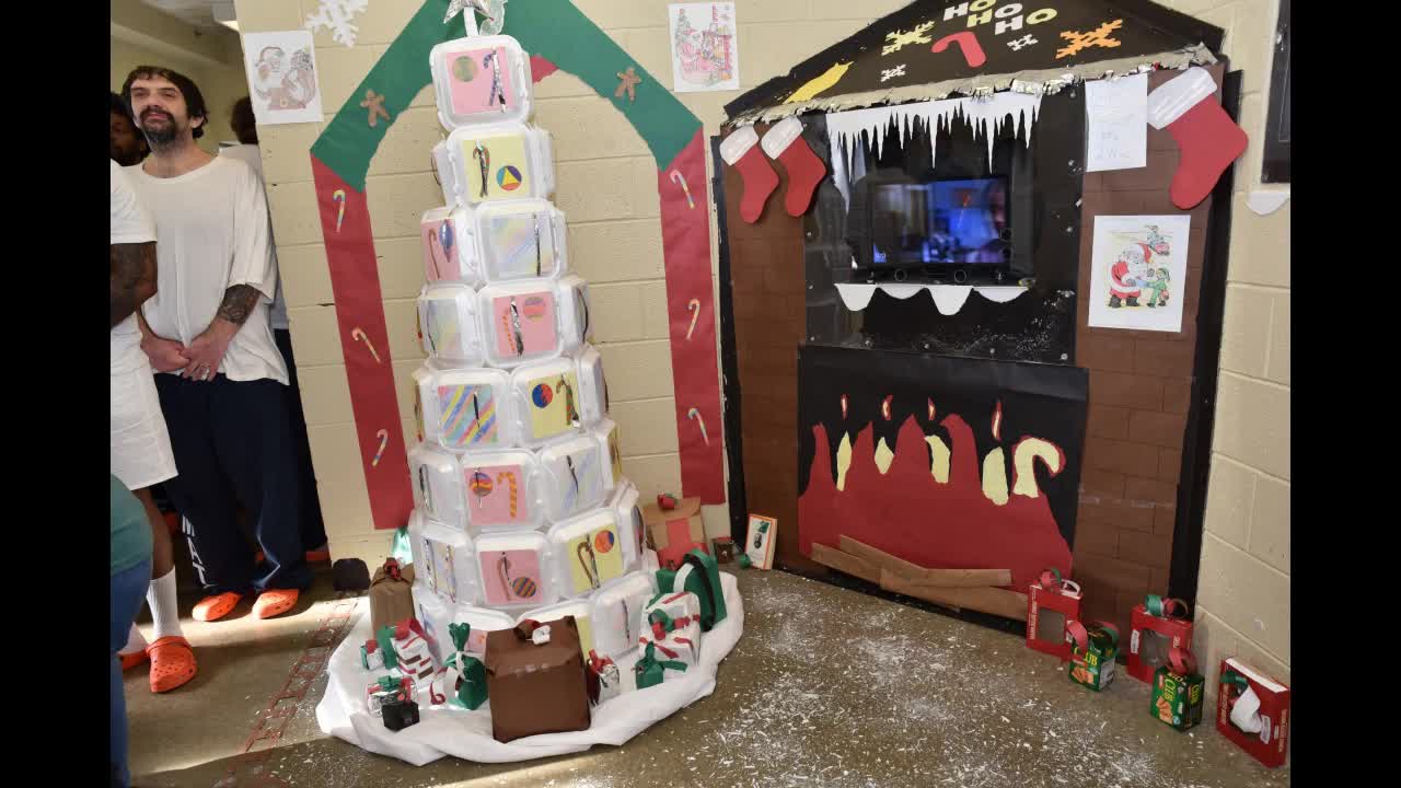 Deputies Upset with Sheriff Over Inmate Decorations