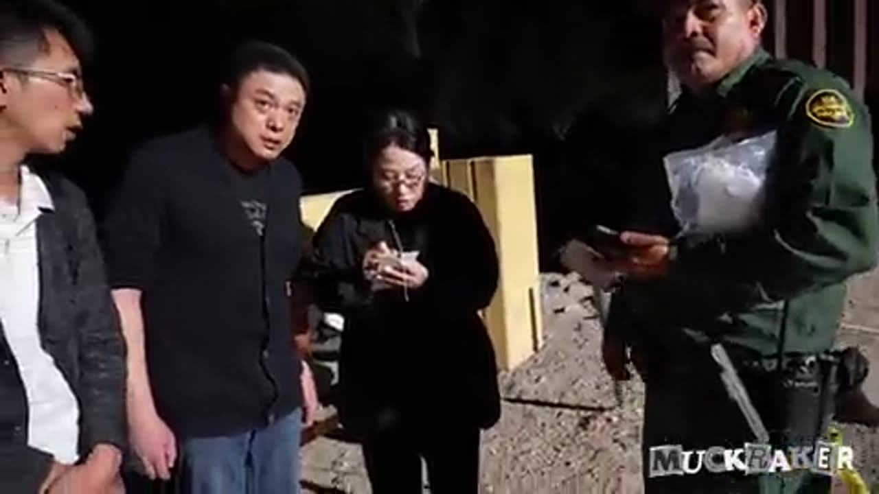 Illegal aliens are being let into the United States without presenting any form of identification.