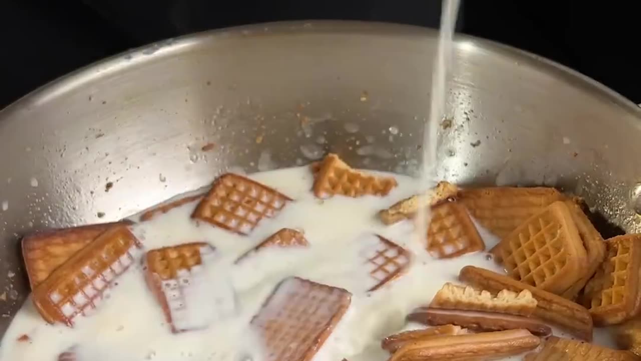 BISCUITS HALWA MOUTH WATERING RACIPE