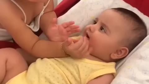 7 second baby video