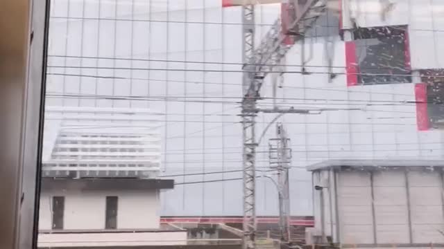 Video taken inside a train running in Japan