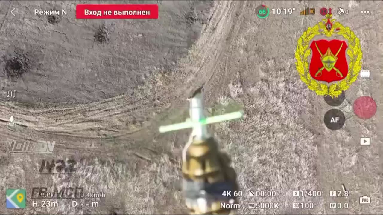 Russian drone operator convinces Ukrainian soldier to surrender and escorts him into captivity