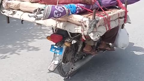 Respect man on bike...https://youtube.com/@pakistanisairsapatee