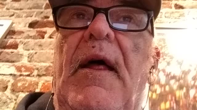 At Starbucks in San Marco...2.7.2022