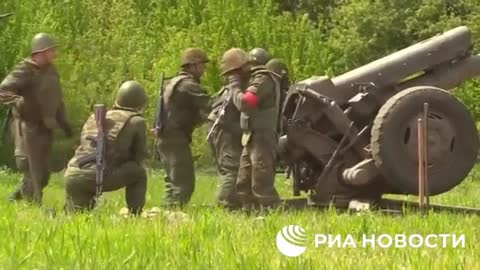Artillery of the LPR irons the positions of swineherds near Svetlodarsk