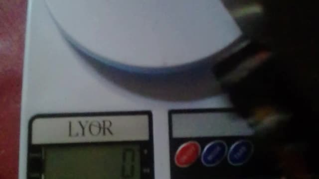 pesando o motor na balanca