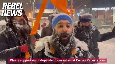 Canadian Sikhs arrive in Ottawa from Toronto to support the convoy for freedom.