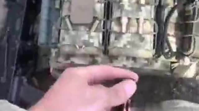 A video of the kit of a Ukrainian combatant.