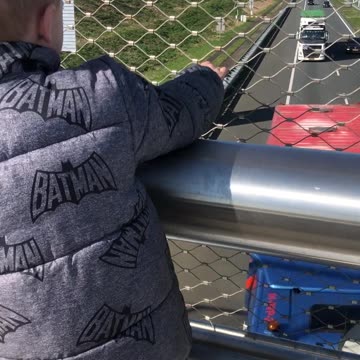 Truckspotting with Jason.