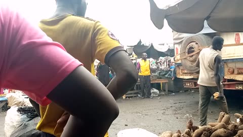 A dangerous vehicle that was trying to escape from the biggest food market in Africa.