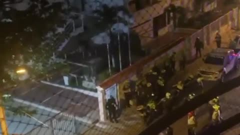 Pelea de auxiliares en Crespo
