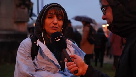 Une infirmière (gauloise réfractaire) non injectée à l’Emmerdeur et aux mougeons injectés zombifiés...