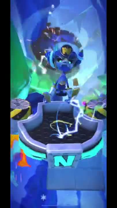 Frosty Robo Neo Cortex Battle Run Gameplay - Crash Bandicoot: On The Run!