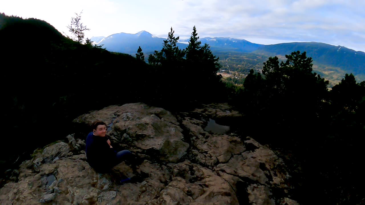 Ascent of little Sai, WA