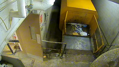 3468CHOBBATrashGateSWCorner_2021-01-05_18h40min01s740ms.mp4