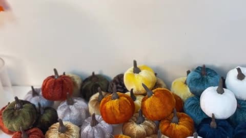 Velvet Pumpkin Set for Halloween Decor