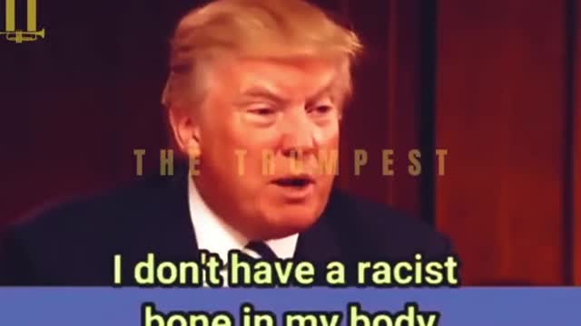 REPOTER ASKED TO TRUMP "ARE YOU RACIST??