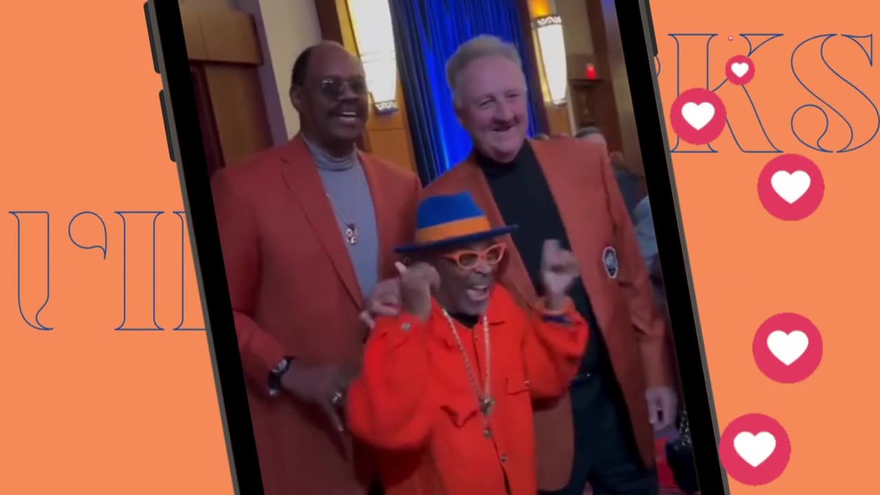 🎥Knicks Superfan Spike Lee Stuns in Knicks Colors at Hall of Fame Gala with Larry Bird! 🏀