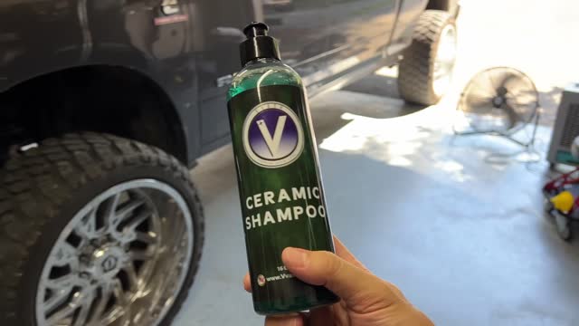 VVash Ceramic Shampoo Review & Glovebox Detail Promo!