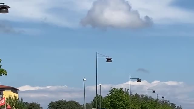 A Huge Cloud Moving In The Sky In Broad Daylight🌈☁️☀️