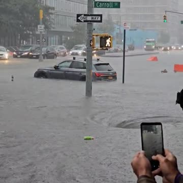 New York City declares State of Emergency because of massive Flooding