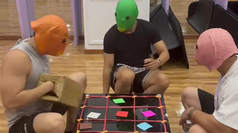 Funny Game Of Frogface Men