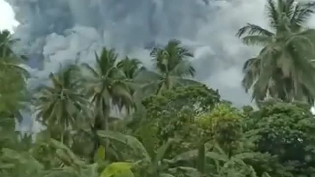 VOLCAN ERUPTED IN SORSOGON ,PHILIPPINES.