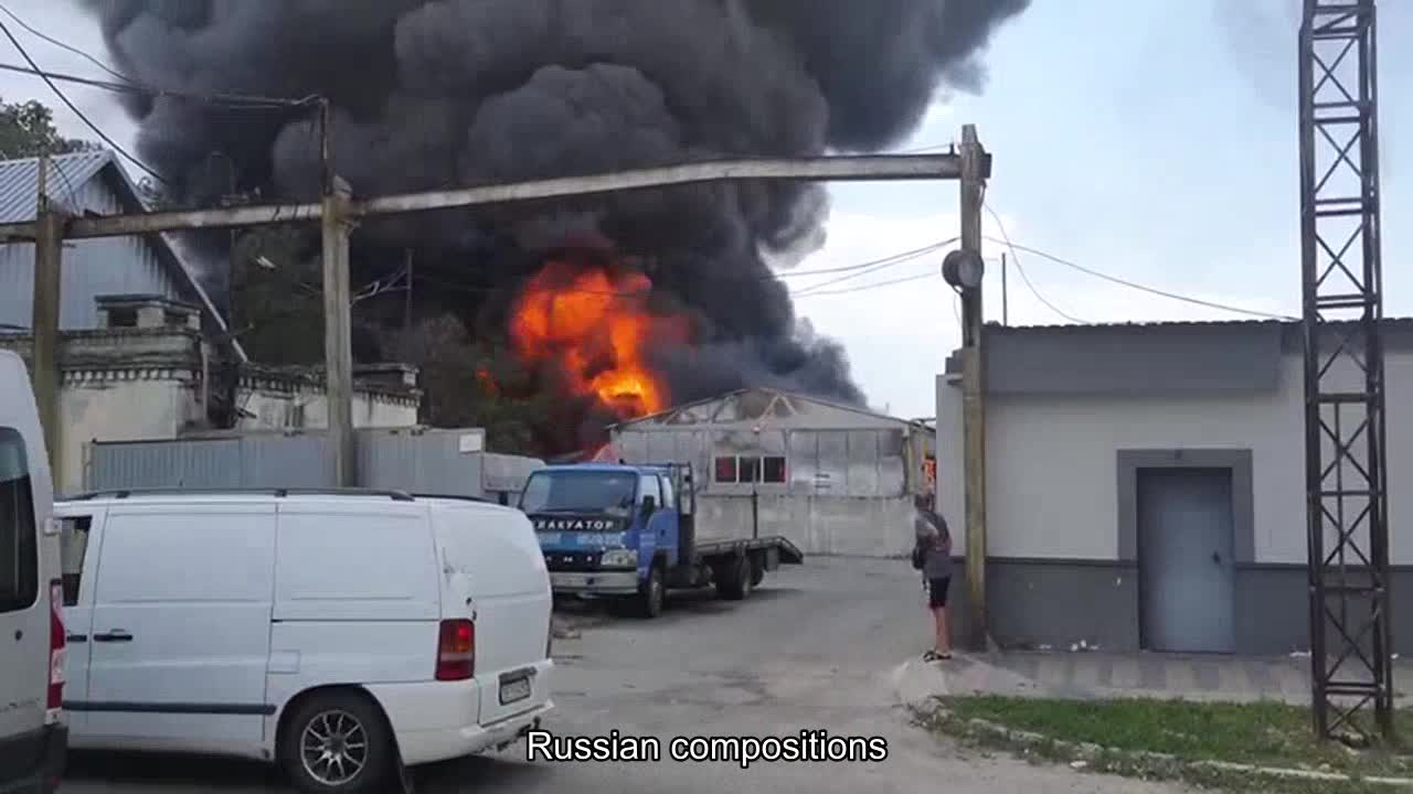 Russian warehouses were destroyed in Kherson near the railway station