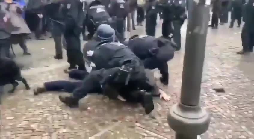 Söders Polizei Schläger Truppe