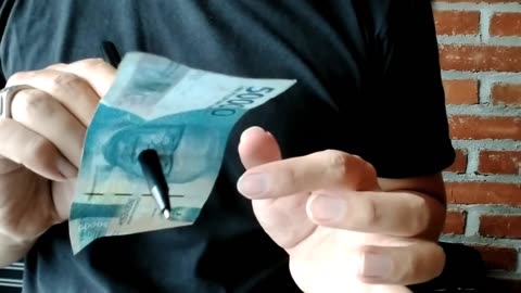 THE SECRET OF A PEN MAGIC TRICK TO PENETRATE MONEY, NOT TORN