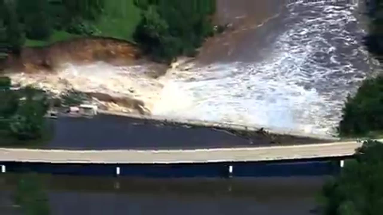 Rapidan Dam just south of Manakto, MN Imminent failure condition