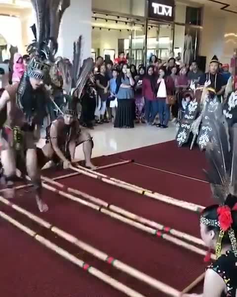 What Makes This Dance Amazing? — He's Blind-Folded!