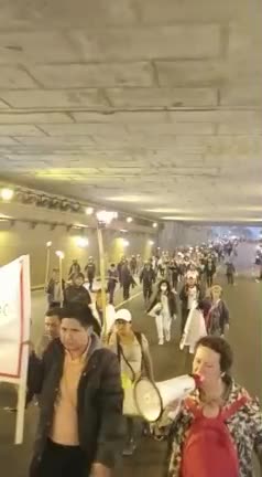 Lima, Peru: Vaccine passport/COVID mandate protest Nov. 21, 2021