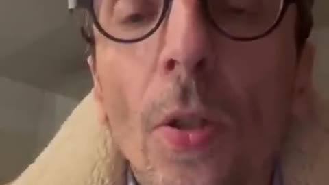 Réaction de Fabrice Di Vizio : pass vaccinal -> création d'une asso de défense des non vaccinés et plainte à l'ONU !