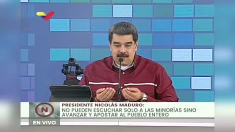 Maduro insta a UE a enviar "comisión" que observe legislativas "en privado"