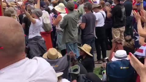 Canberra - Governor's House - Stay United until ALL mandates come off!