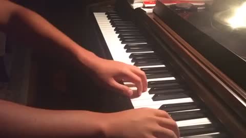 Despacito and I'm The One by Luis Fonsi, Daddy Yankee, Chance the Rapper and more (Piano Mashup)