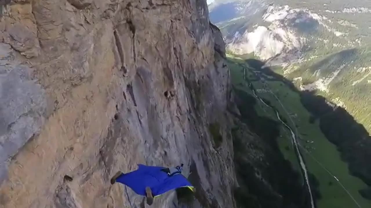 Wingsuit BASE jump high nose