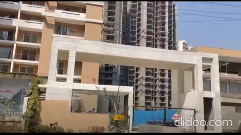 Flats for Resale in Gaur City 7th Avenue Noida Extension