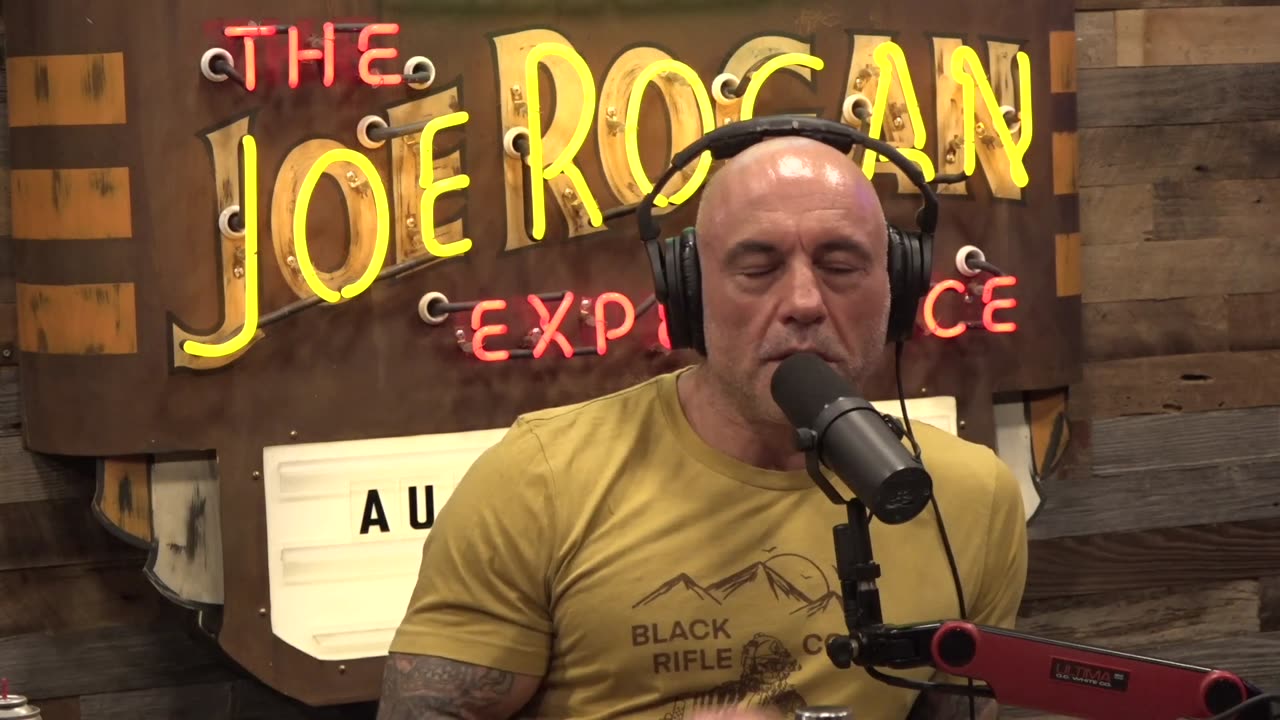 Joe Rogan Experience #2137 - Michelle Dowd