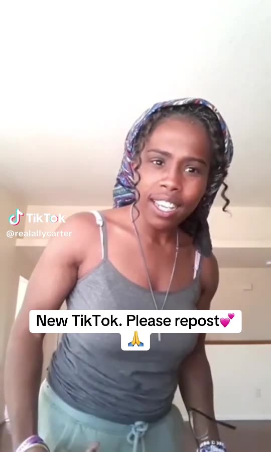 Ally Carter - I'm Still Alive