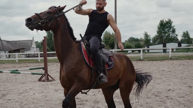 🐎 Horse riding