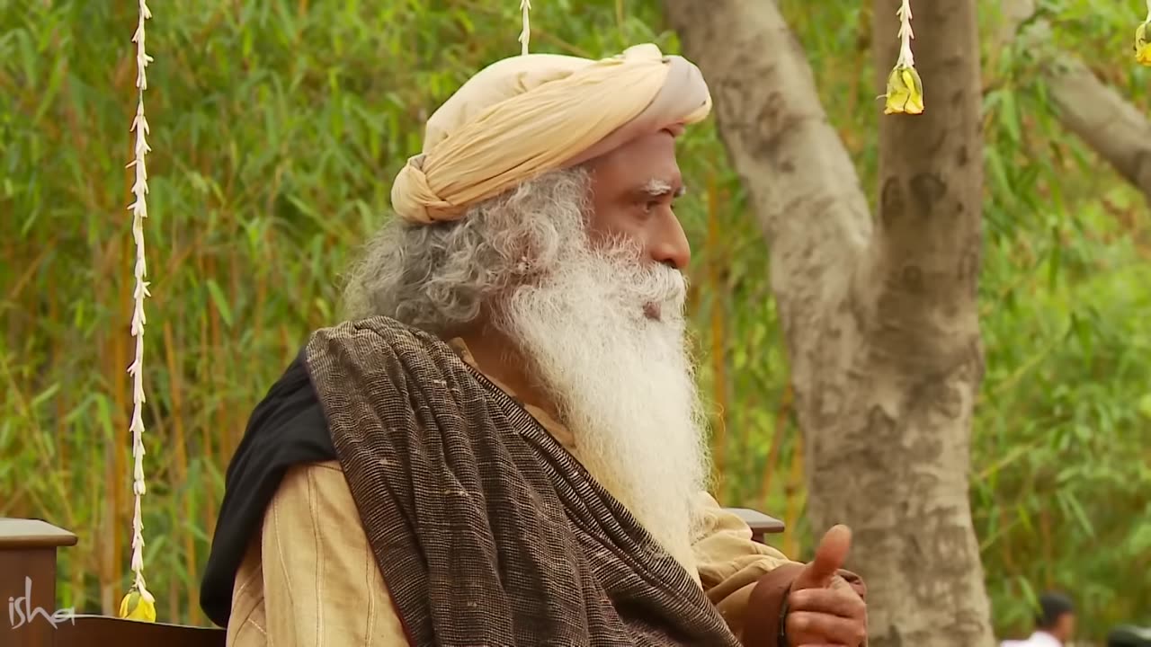 5 Vital Health Tips from Sadhguru